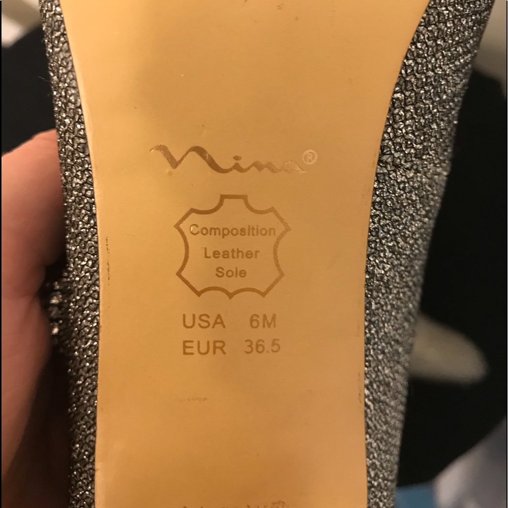 Incredible Silver Heels Sparkle Button Strap - image 6